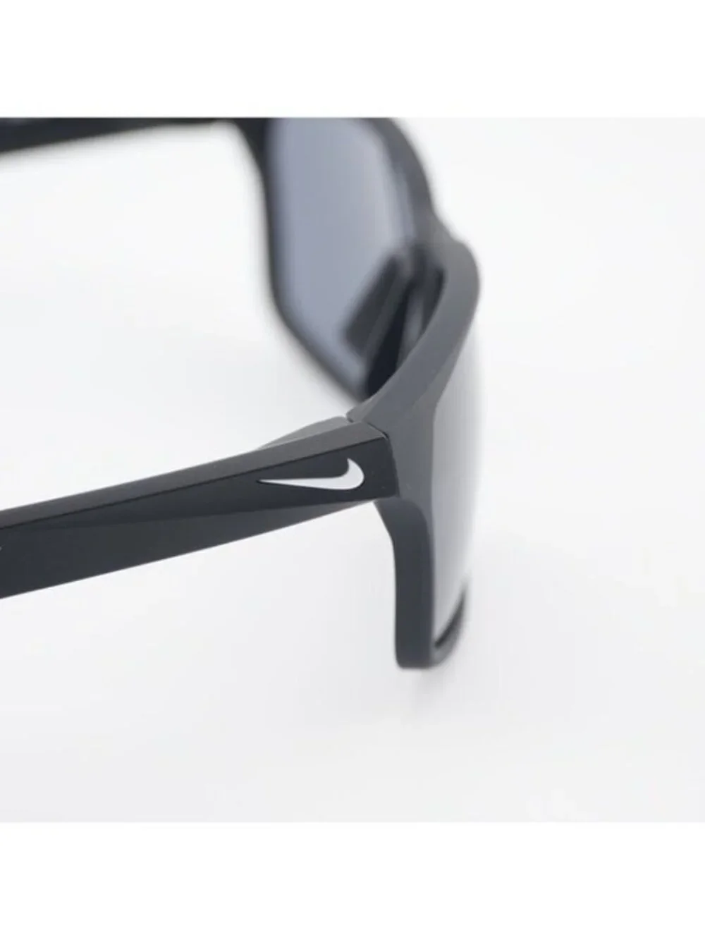 Nike MAVERICK RGE N IF2488X 010 Sunglasses Black Rectangle Frame, Grey Lenses